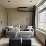 アパートホテル Numa Oosterpark 3*