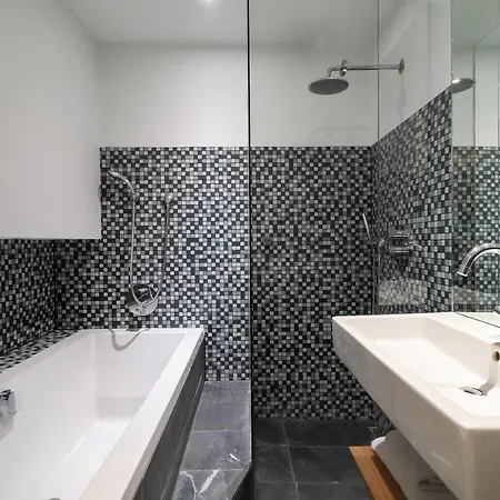 Numa Oosterpark Aparthotel 3*